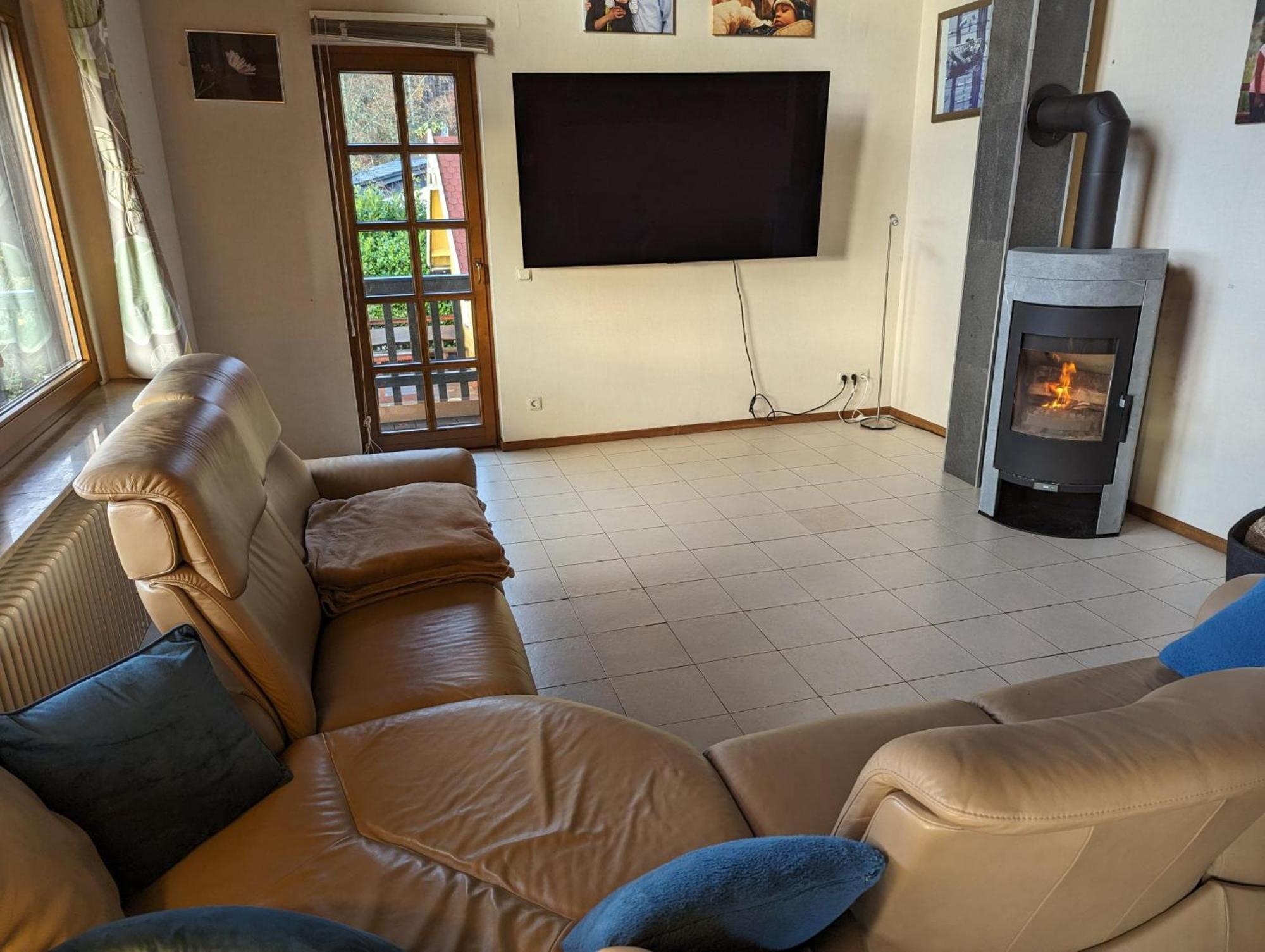 Villa Sonnige Aussicht Losheim Esterno foto