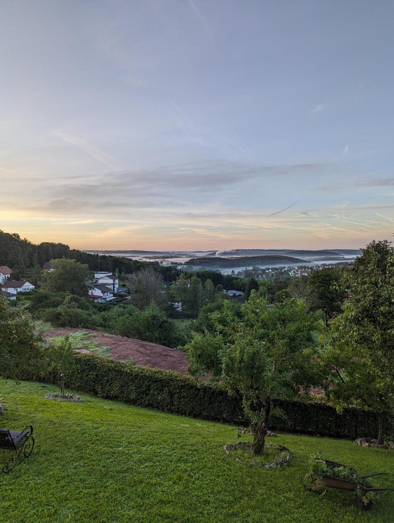 Villa Sonnige Aussicht Losheim Esterno foto