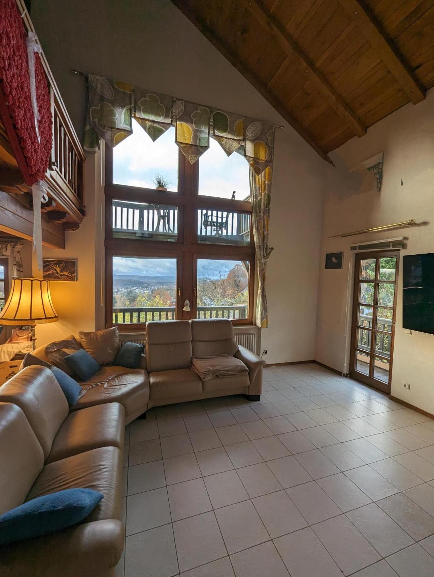 Villa Sonnige Aussicht Losheim Esterno foto